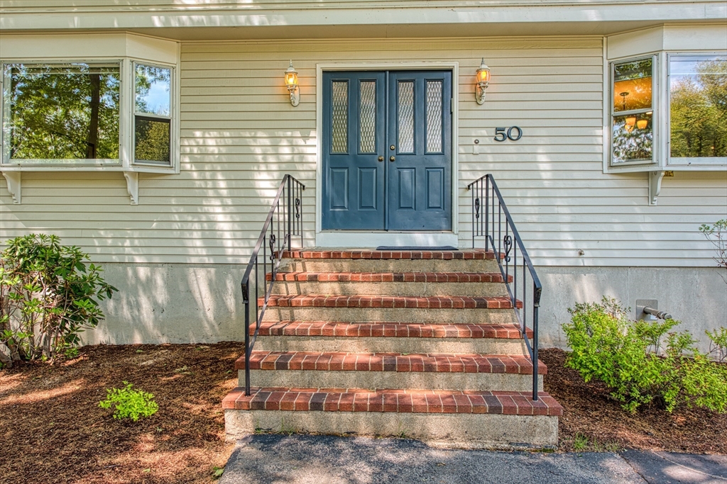 50 Arboro Drive