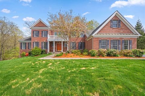 Photo of 9 Overlook Rd, Hopkinton, MA 01748 (MLS # 73506087)