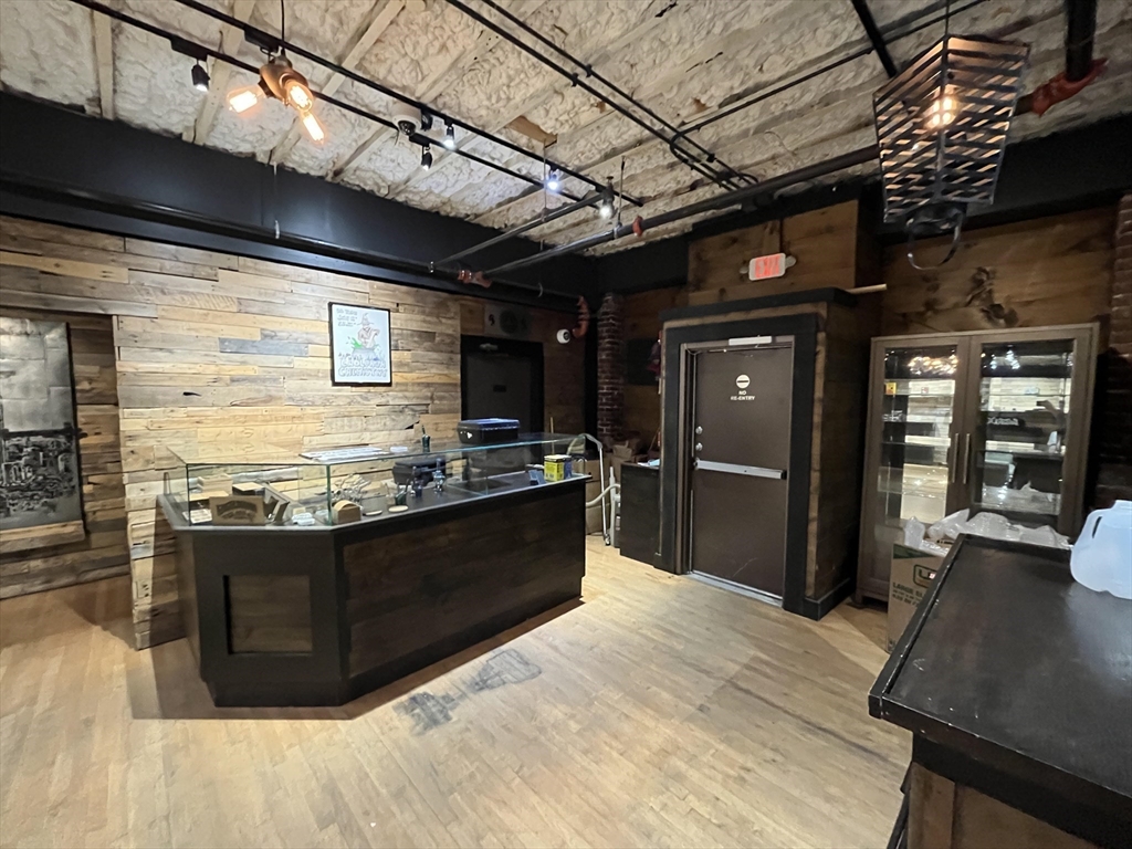 101-109 Lafayette St