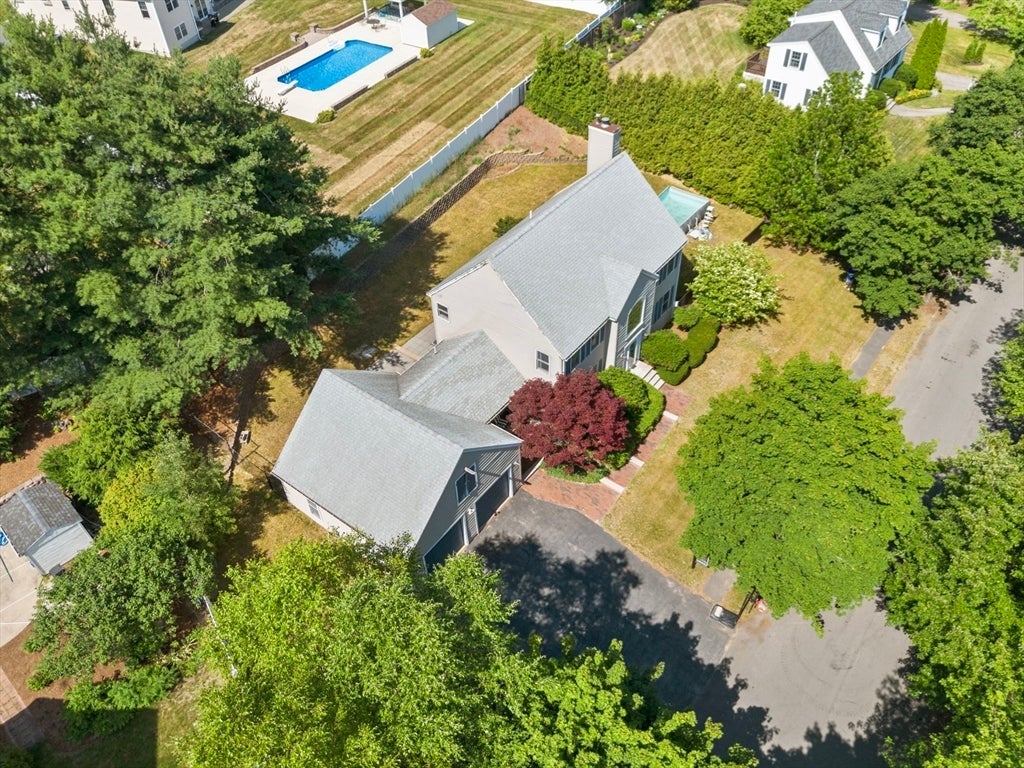 14 Marina Dr