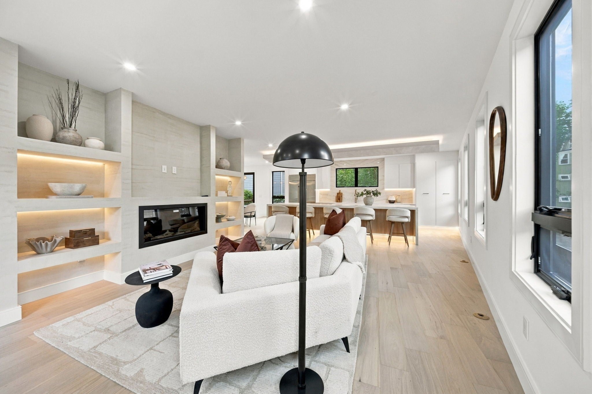 24 Newell St