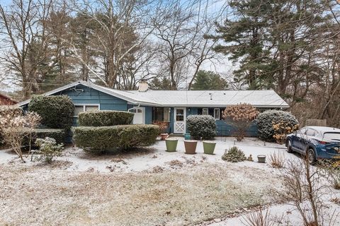 13 Edith Rd Framingham MA 01701