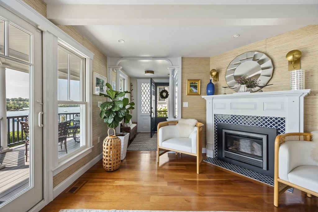 67 Hampton Circle