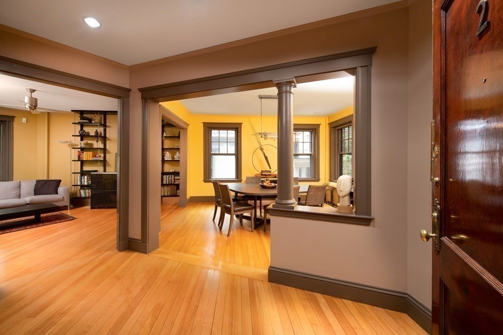 31 Linnaean St 2