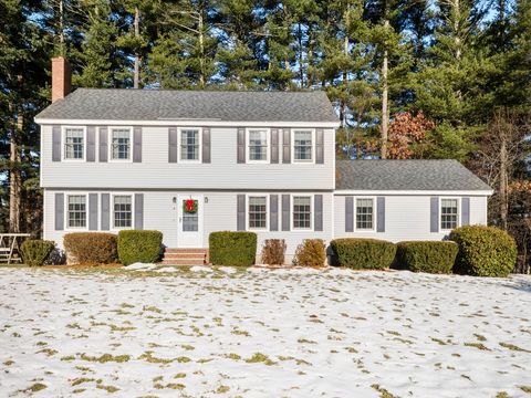 Photo of 4 Michaels Dr, Tyngsborough, MA 01879 (MLS # 73464221)