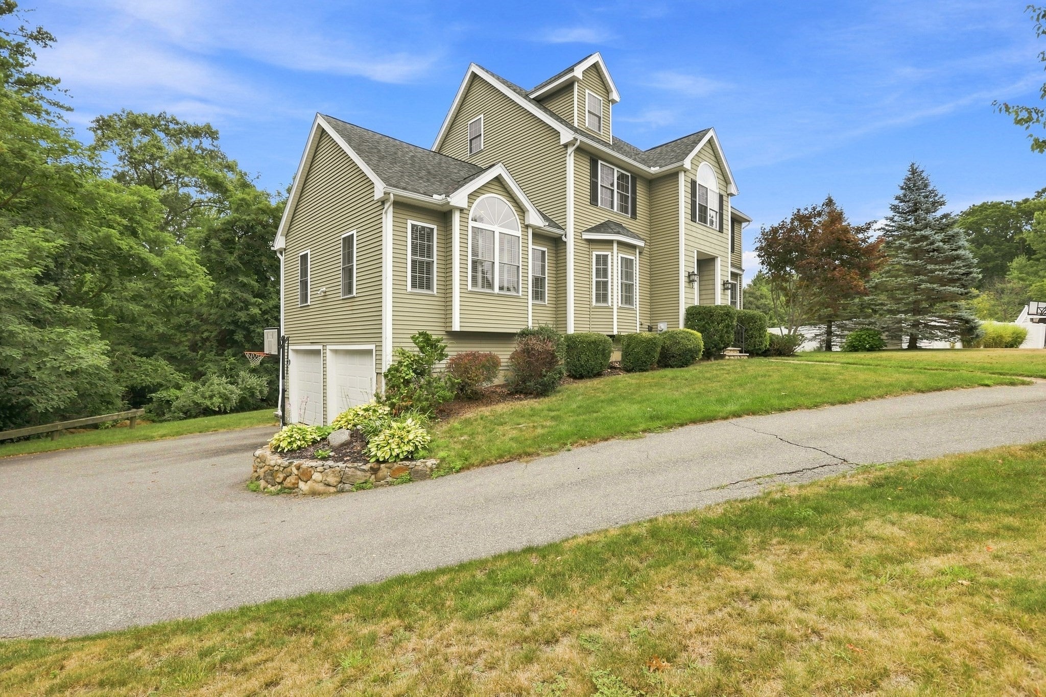 3 Arborcrest Rd
