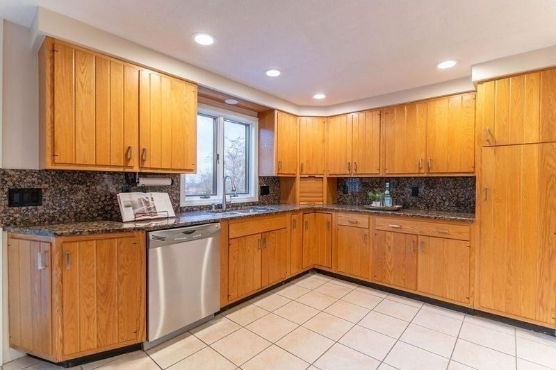 112 Cedar St N RD, Medford, MA, 112 Cedar St N RD, Medford, MA Photo #4