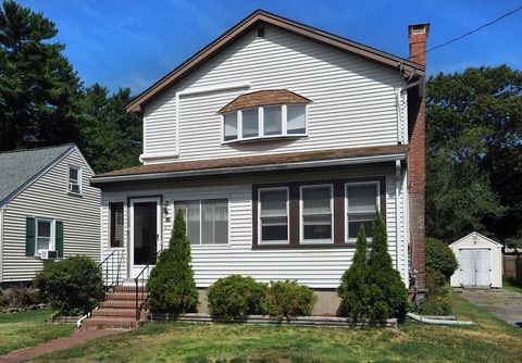 27 Swan Ave Weymouth MA 02190