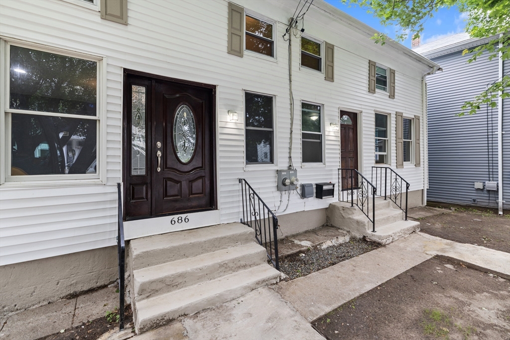 686-688 East Ave