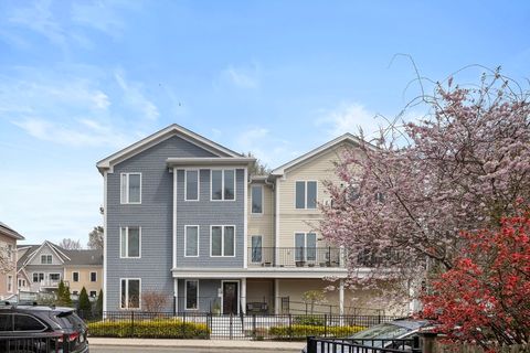 6 Ashland 2 Boston MA 02122