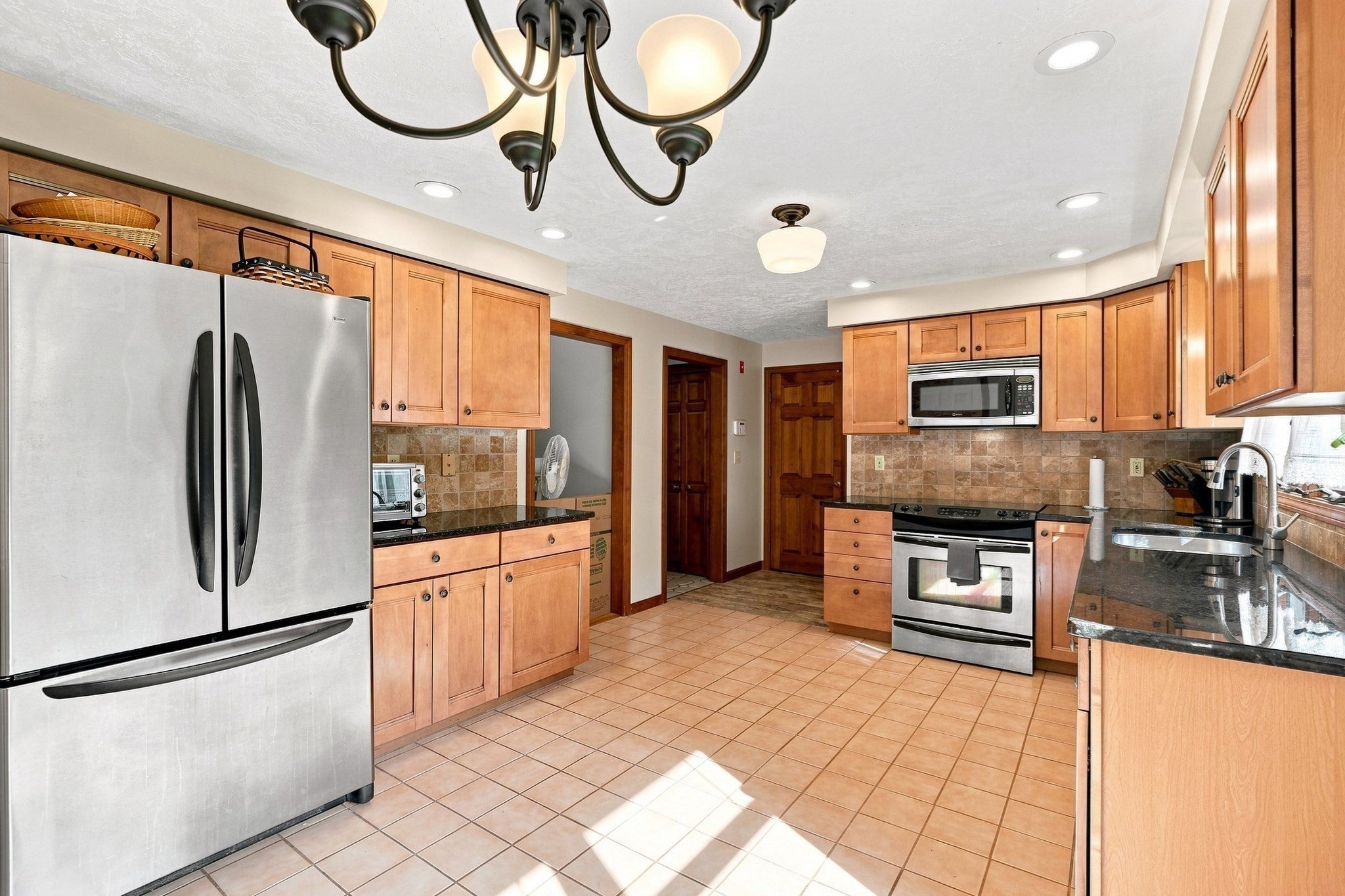 6 Laurel Road, Blackstone, MA Photo #12