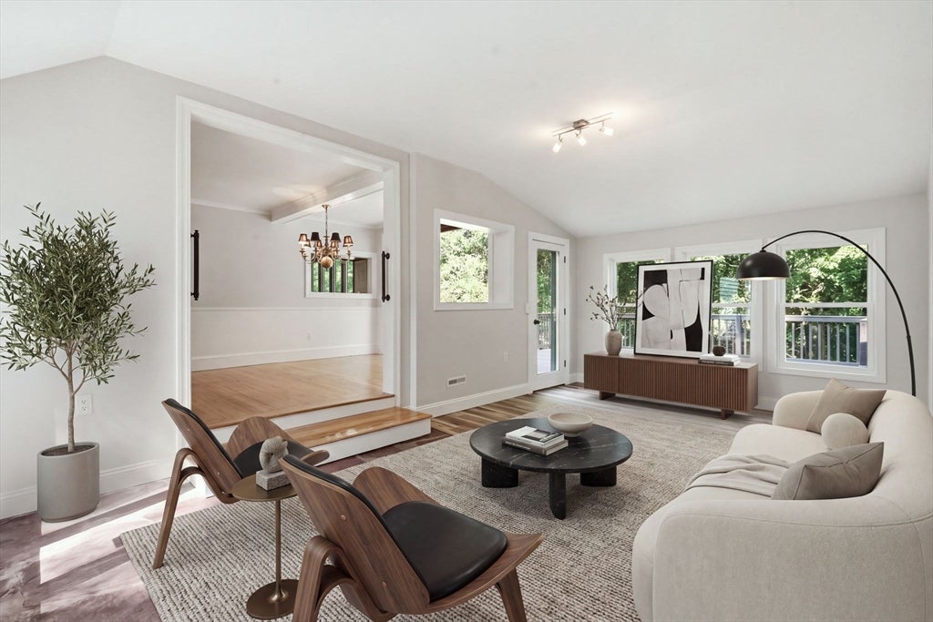 634 Glendale Rd