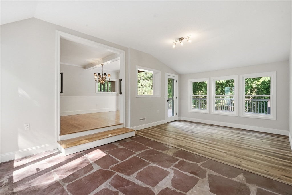 634 Glendale Rd