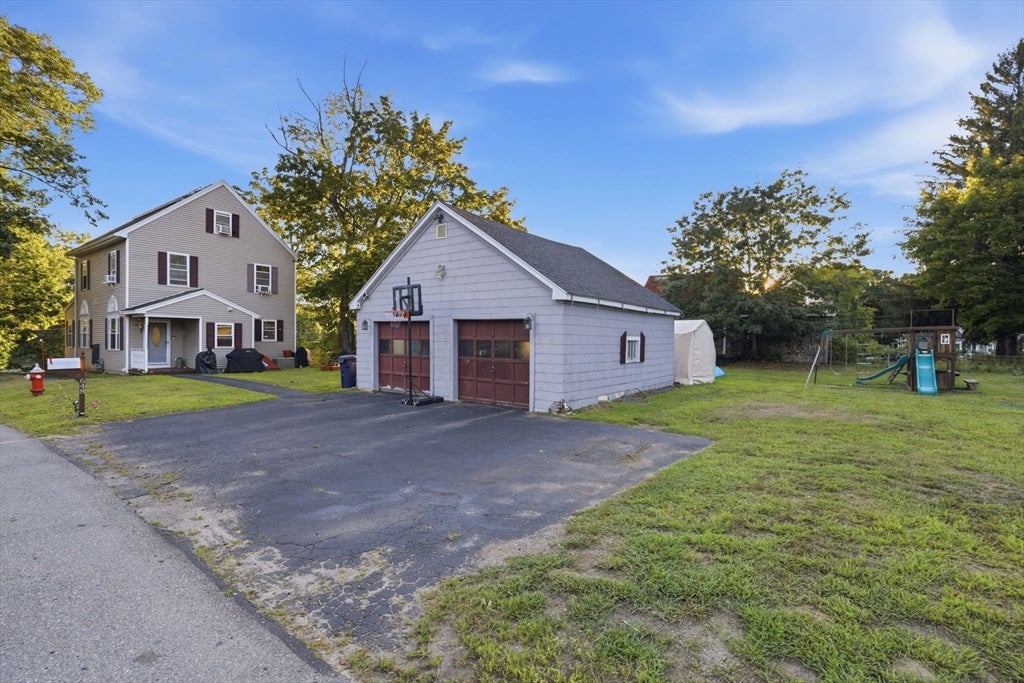 648 Merrimack Ave, Dracut, MA Photo #33