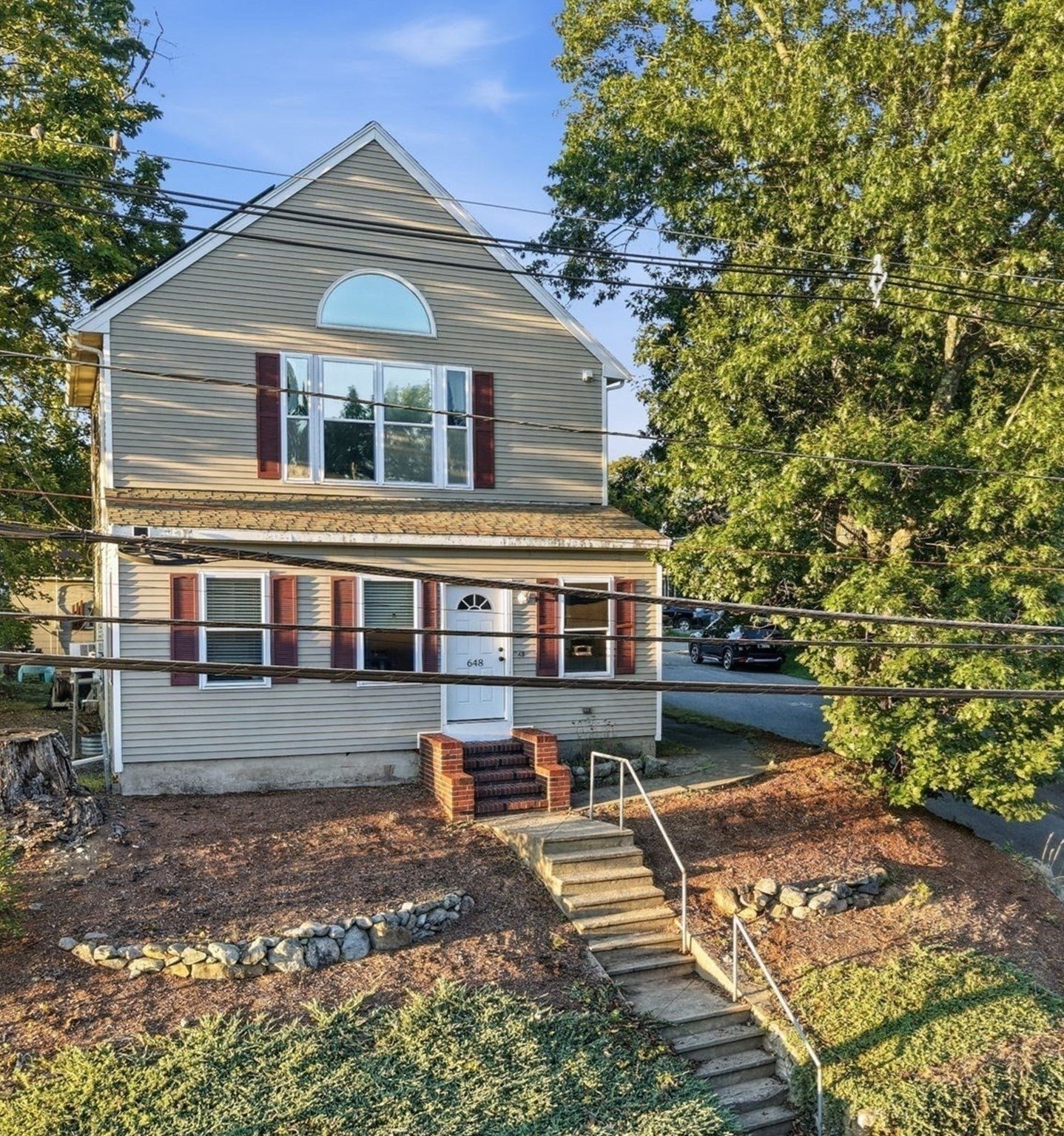 648 Merrimack Ave