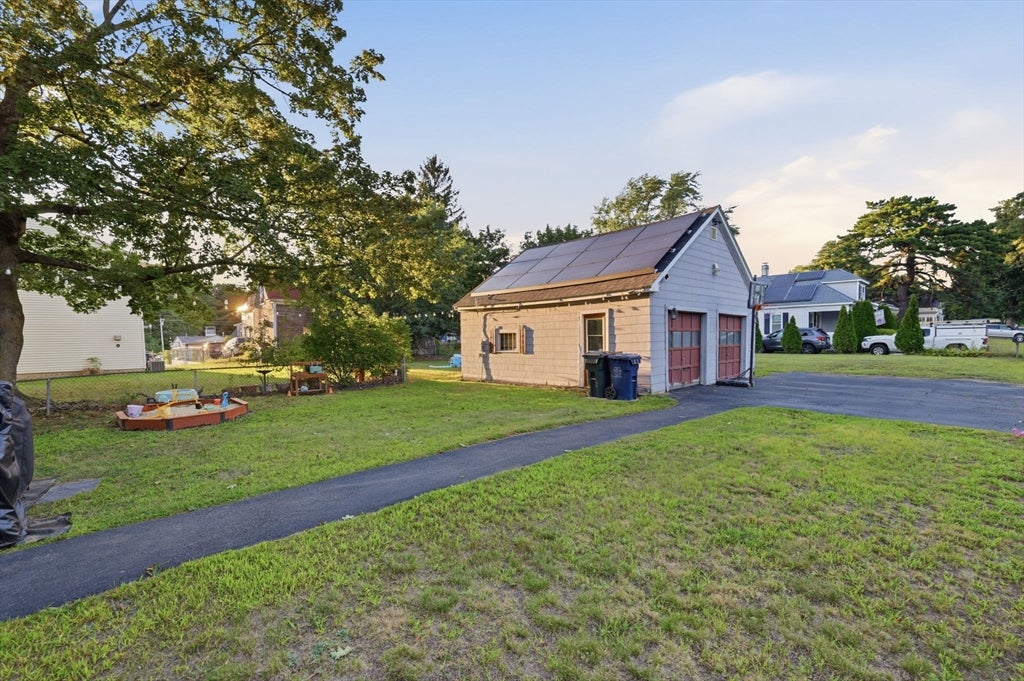 648 Merrimack Ave, Dracut, MA Photo #34