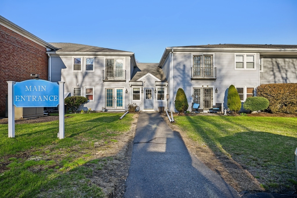 210 Washington St 10