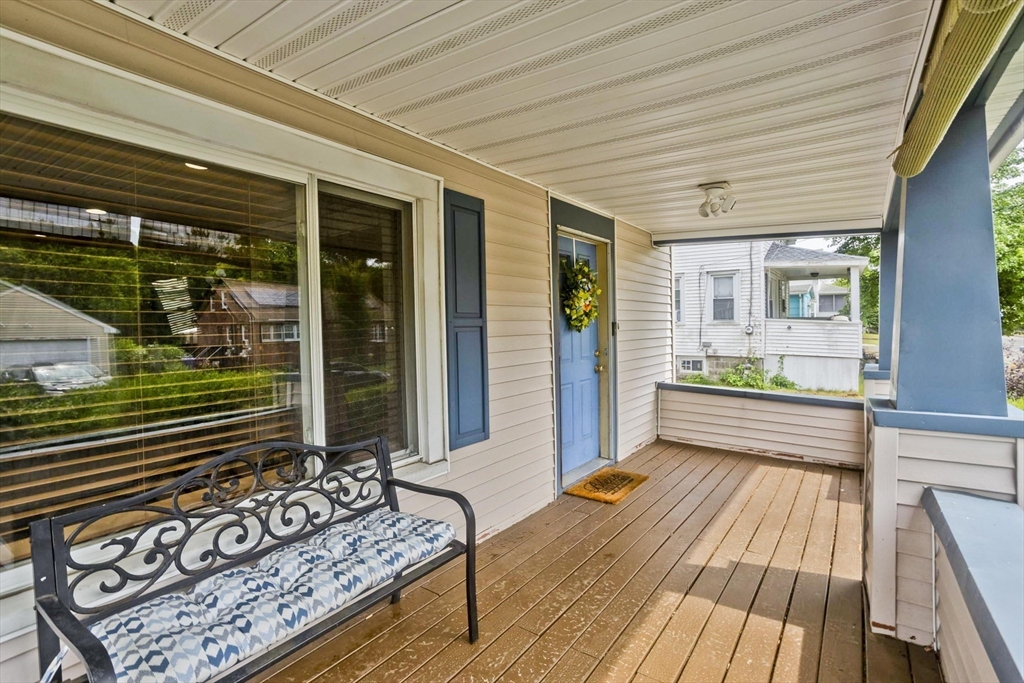 15 Monticello Ave