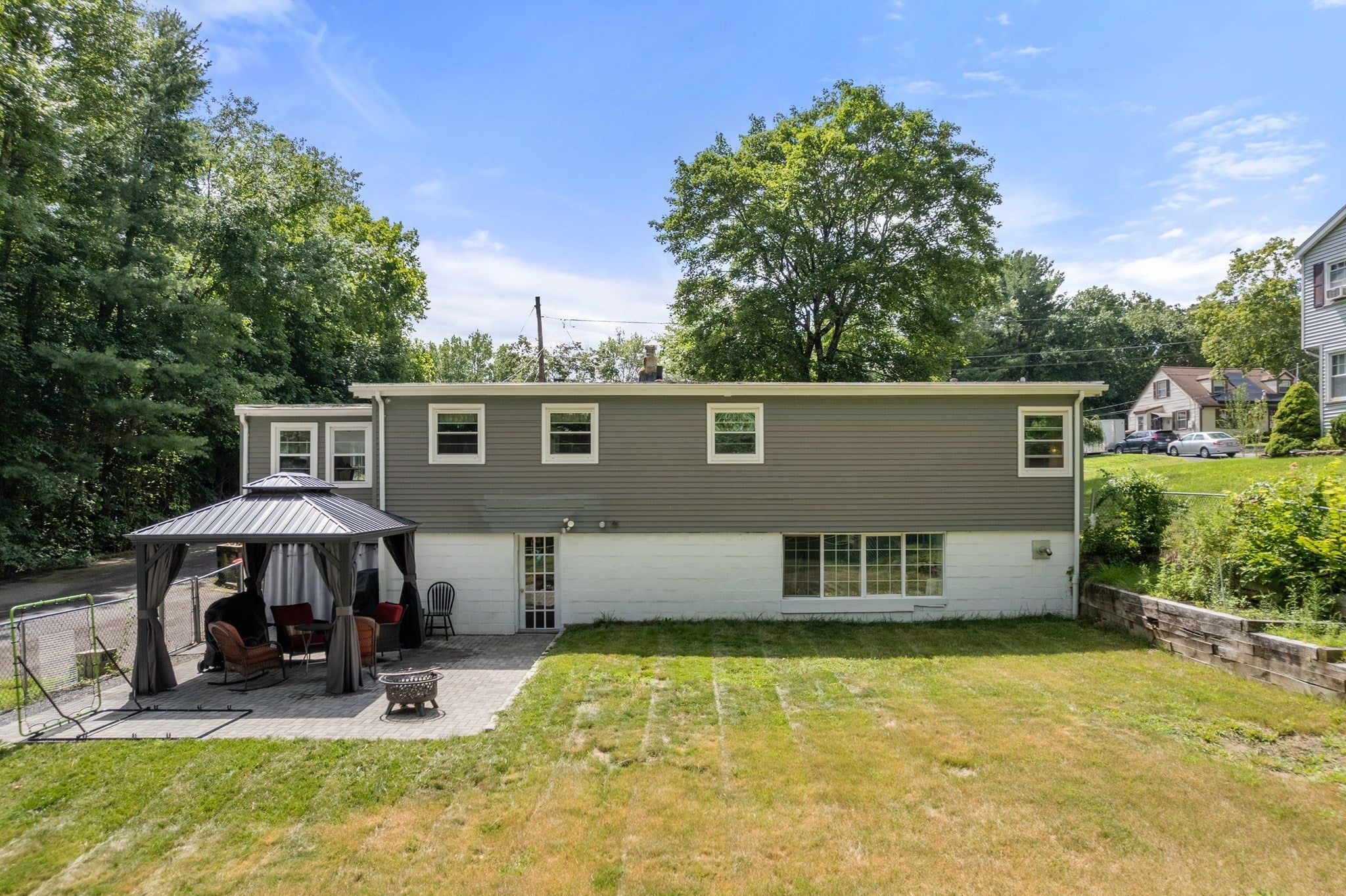 44 Susan Park Way, Uxbridge, MA Photo #6