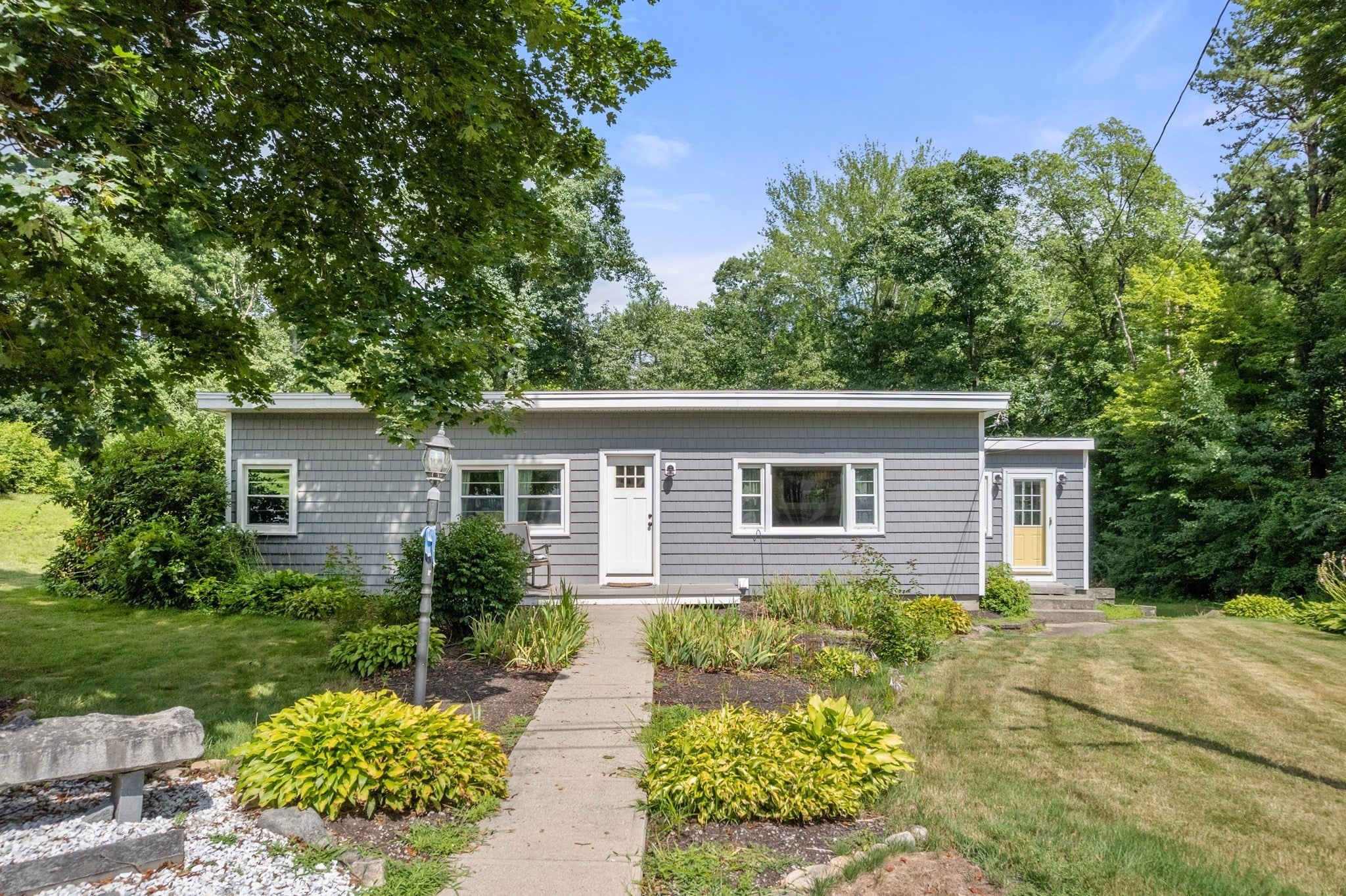 44 Susan Park Way, Uxbridge, MA Photo #2