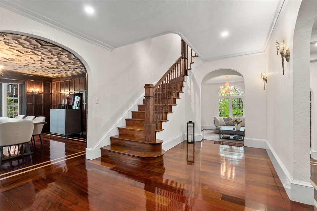 17 Chestnut Hill Ter
