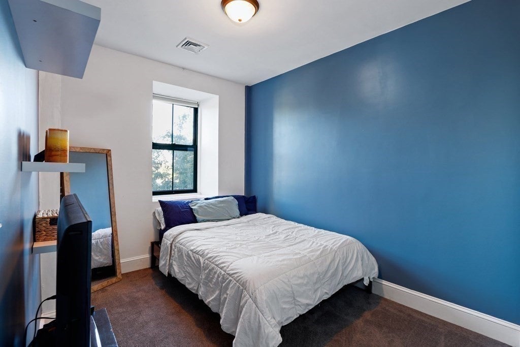 426 Mount Hope ST #305, North Attleboro, MA, 426 Mount Hope ST #305, North Attleboro, MA Photo #17