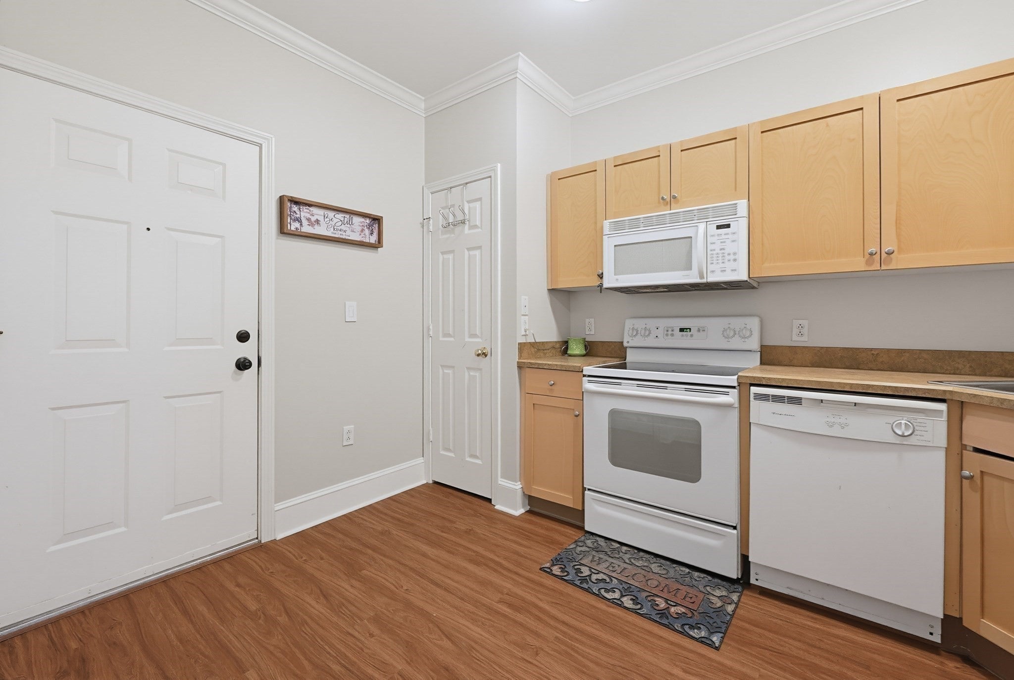 426 Mount Hope ST #305, North Attleboro, MA, 426 Mount Hope ST #305, North Attleboro, MA Photo #7