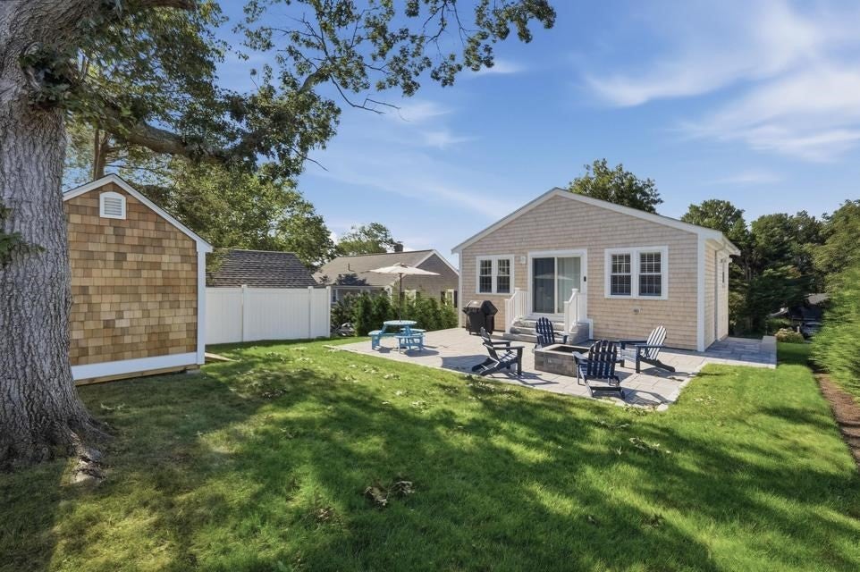 33 Dexter Ave, Sandwich, MA, 33 Dexter Ave, Sandwich, MA Photo #7