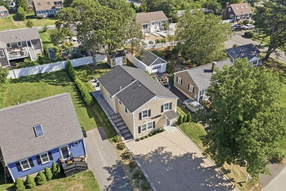 33 Dexter Ave, Sandwich, MA, 33 Dexter Ave, Sandwich, MA Photo #2