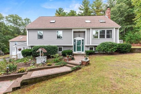 525 Thurston St Wrentham MA 02093