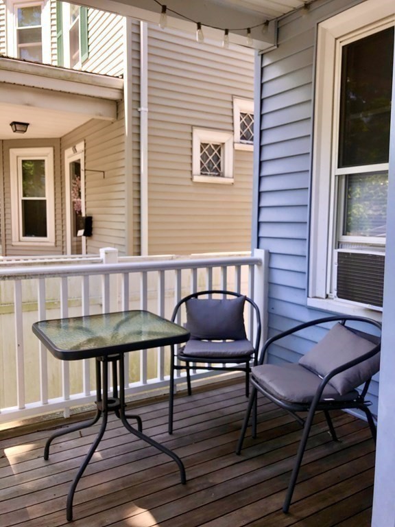 178 Robbins Street 178