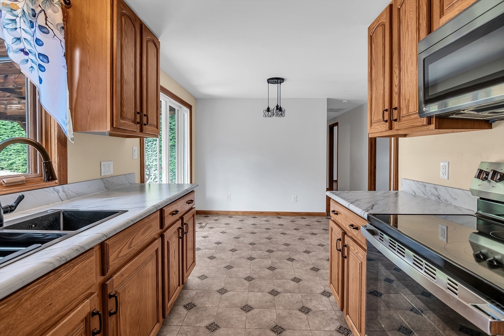 16 Shaggbark Drive