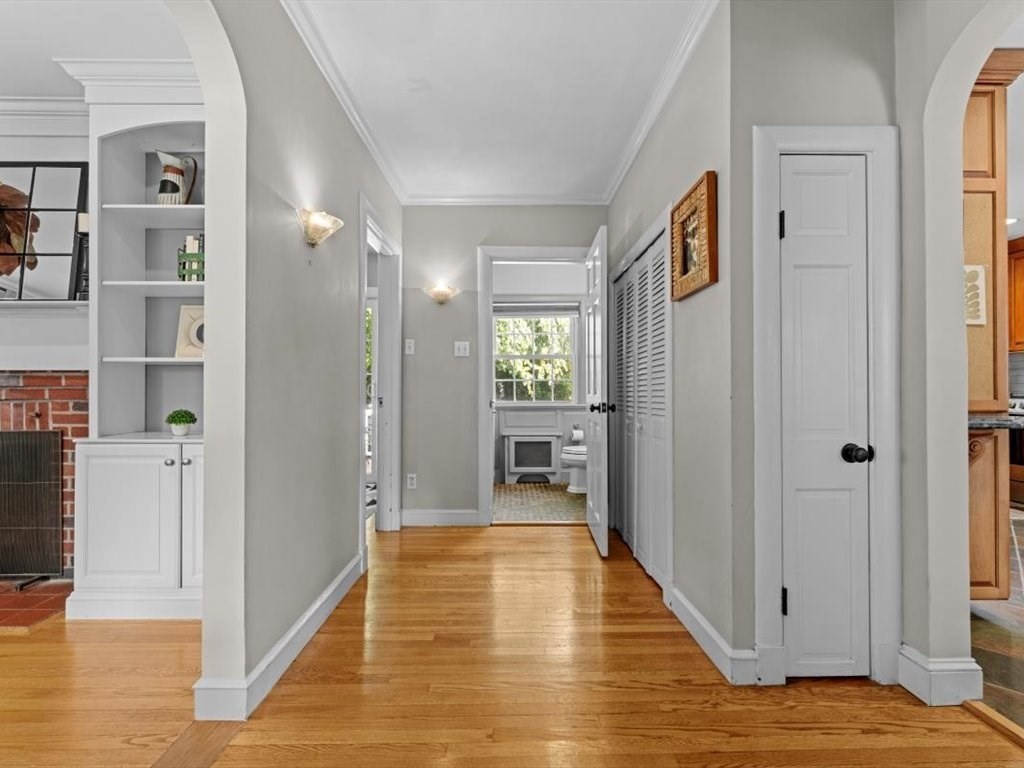 89 Puritan Dr