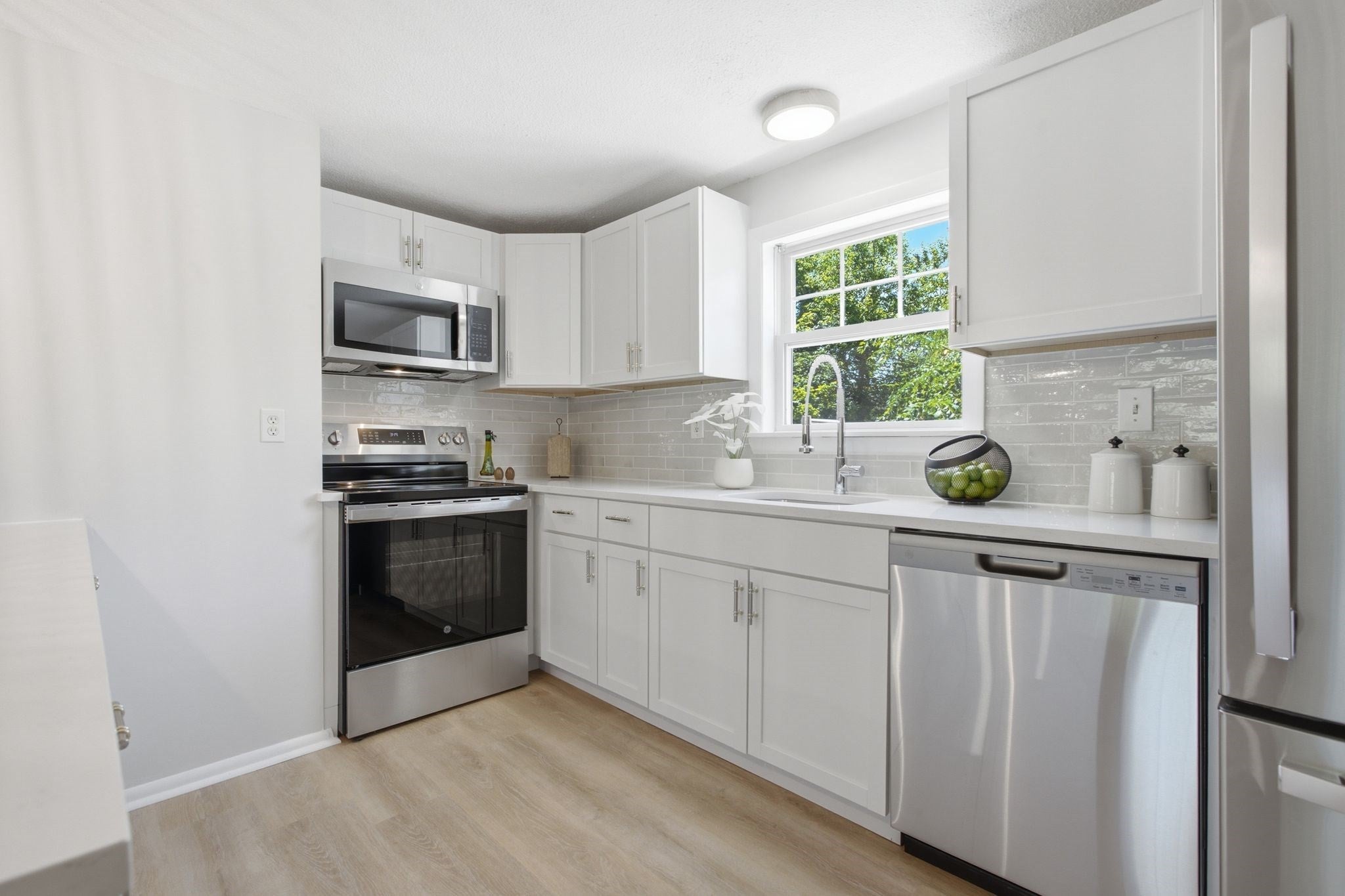 177 Franklin St #3, Stoneham, MA, 177 Franklin St #3, Stoneham, MA Photo #5