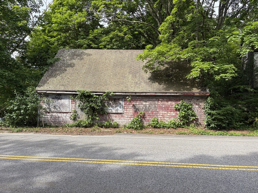 1148 Broadway