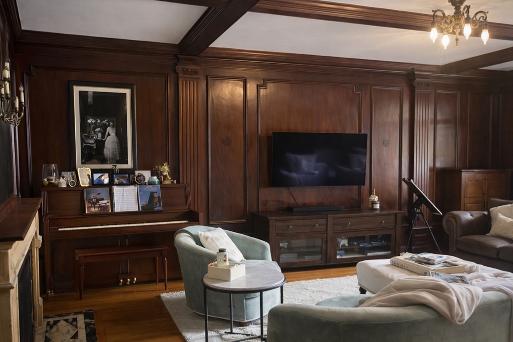 1514 Beacon Street 24