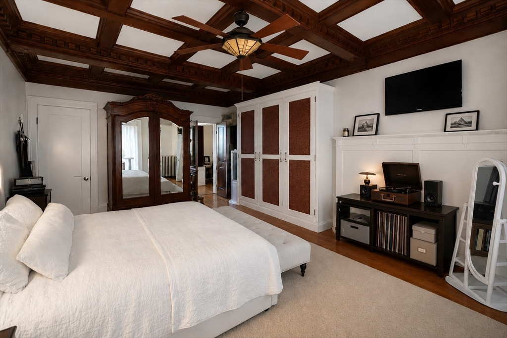 1514 Beacon Street 24