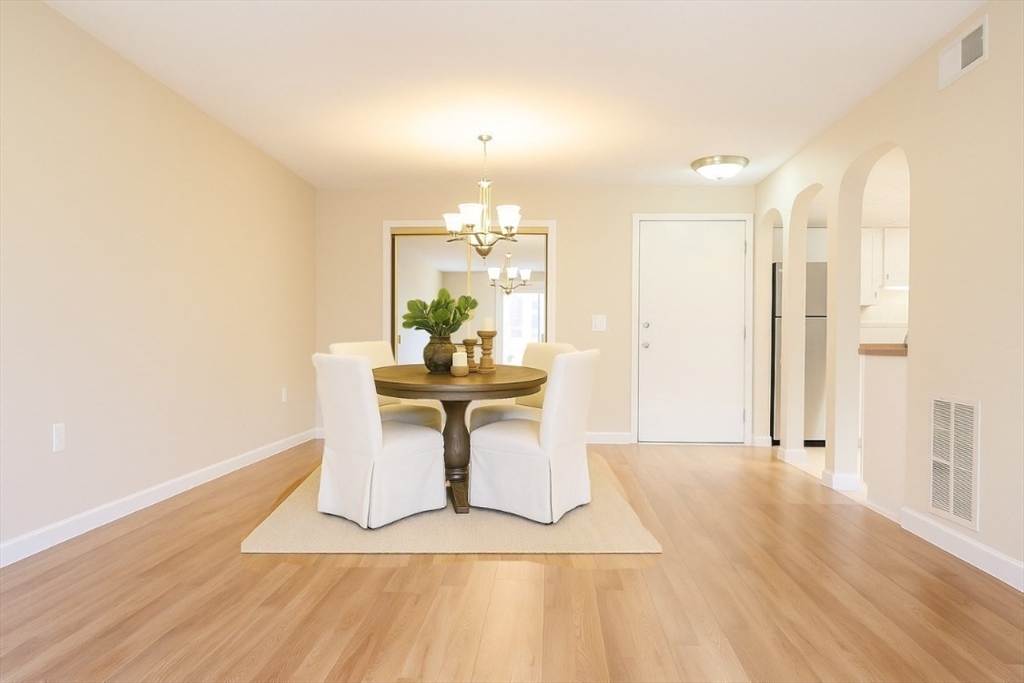 18 Shadowbrook Ln 17