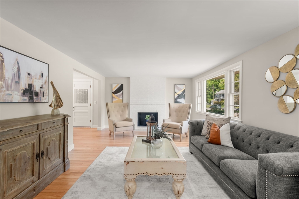 10 Roberta Road