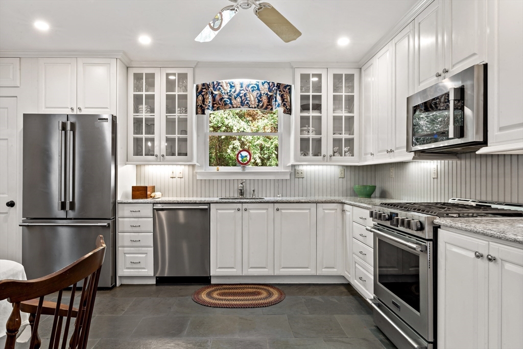 8 Osprey Dr