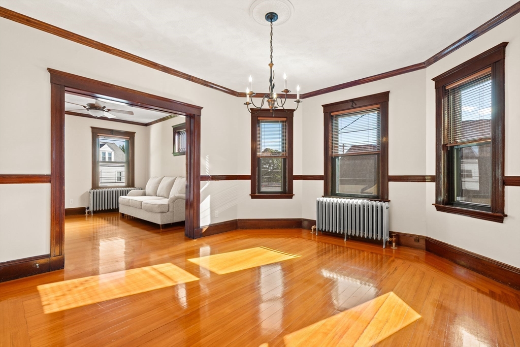 Belmont, Massachusetts 02478, United States, 6 Bedrooms Bedrooms, ,3 BathroomsBathrooms,Residential,Pending,202636