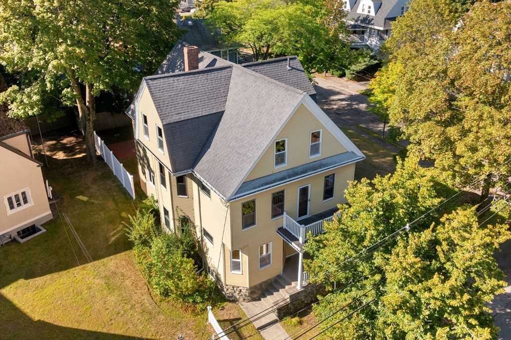 Belmont, Massachusetts 02478, United States, 6 Bedrooms Bedrooms, ,3 BathroomsBathrooms,Residential,Pending,202636