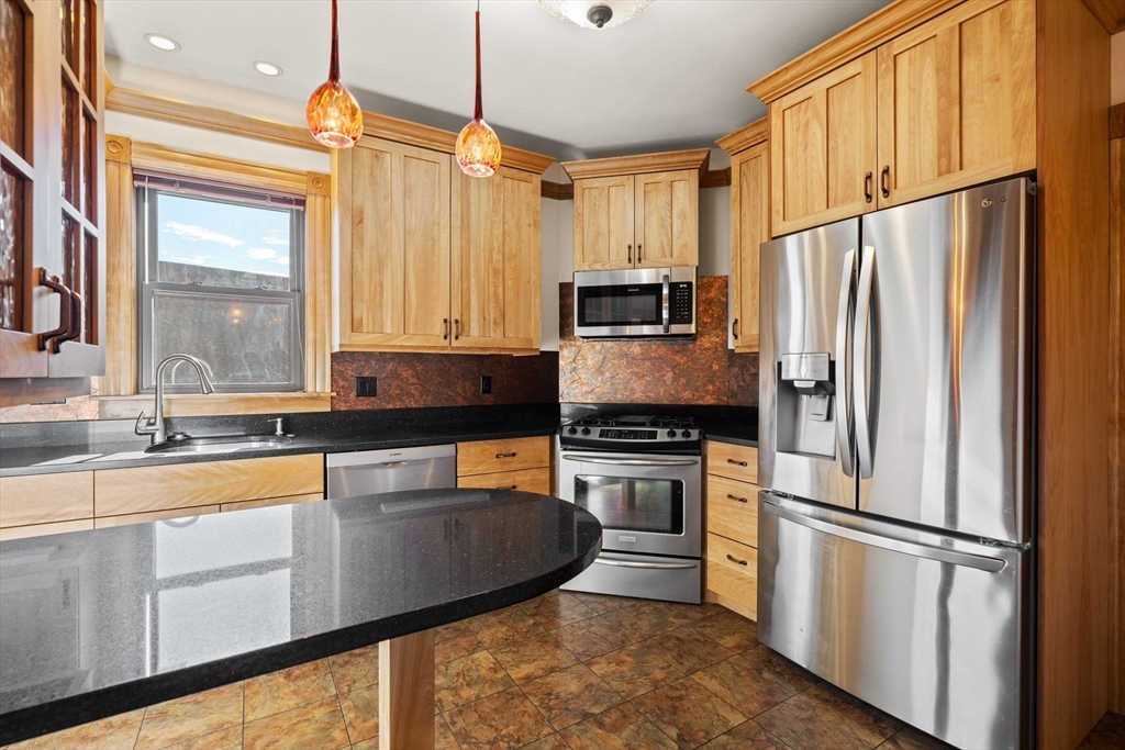 Belmont, Massachusetts 02478, United States, 6 Bedrooms Bedrooms, ,3 BathroomsBathrooms,Residential,Pending,202636