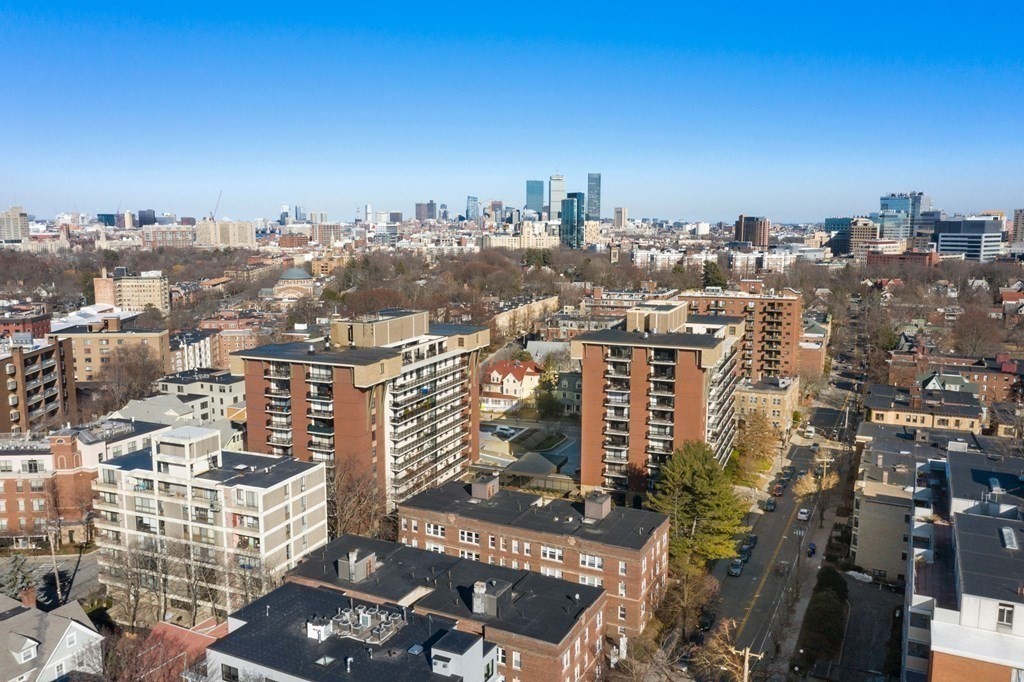 60 Longwood Ave 802