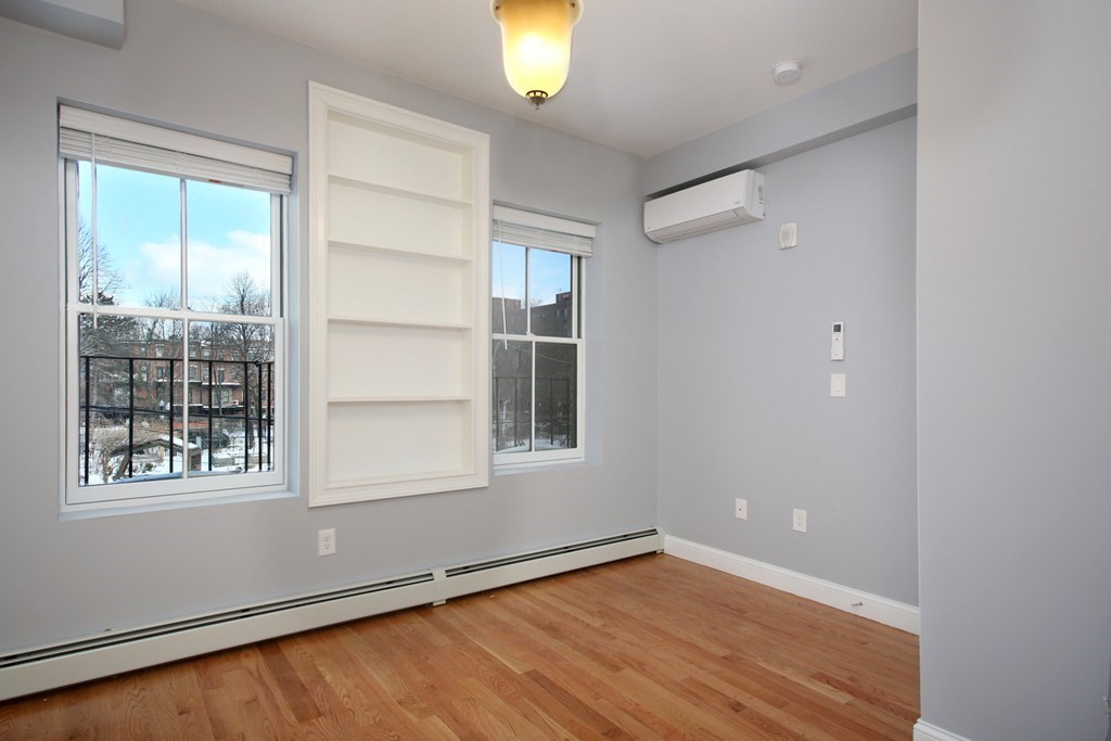 205 W Springfield St #2, Boston, MA Photo #3