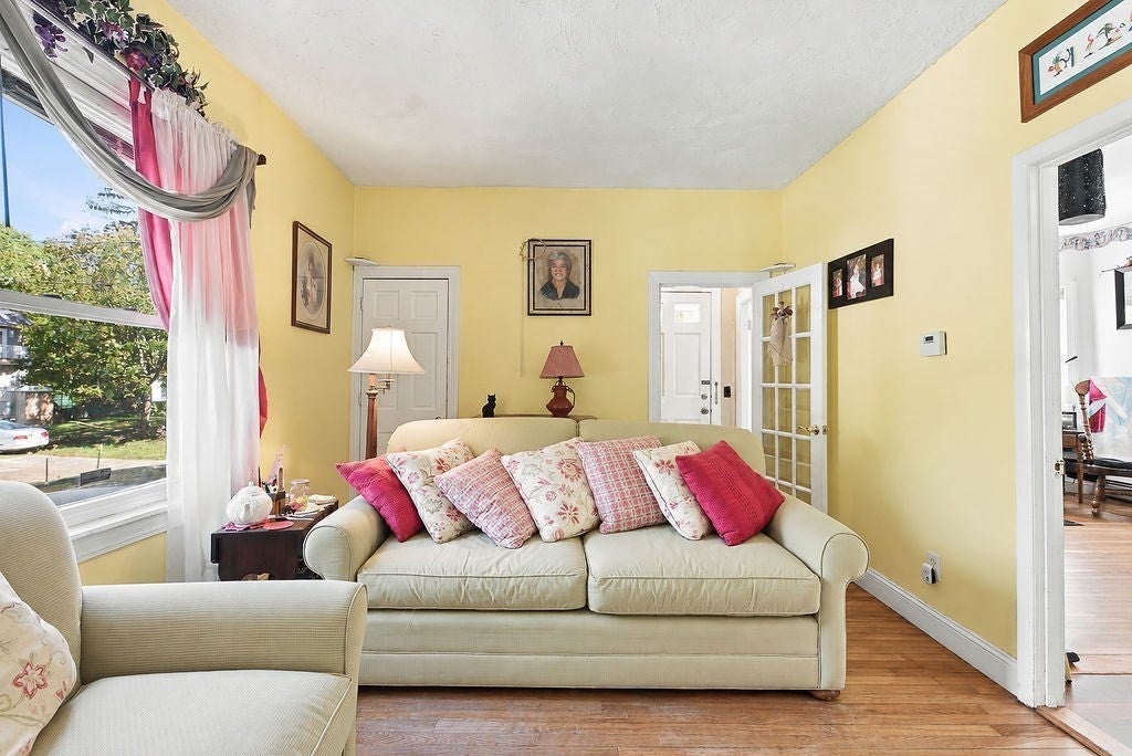 4 Prospect St, North Attleboro, MA, 4 Prospect St, North Attleboro, MA Photo #7