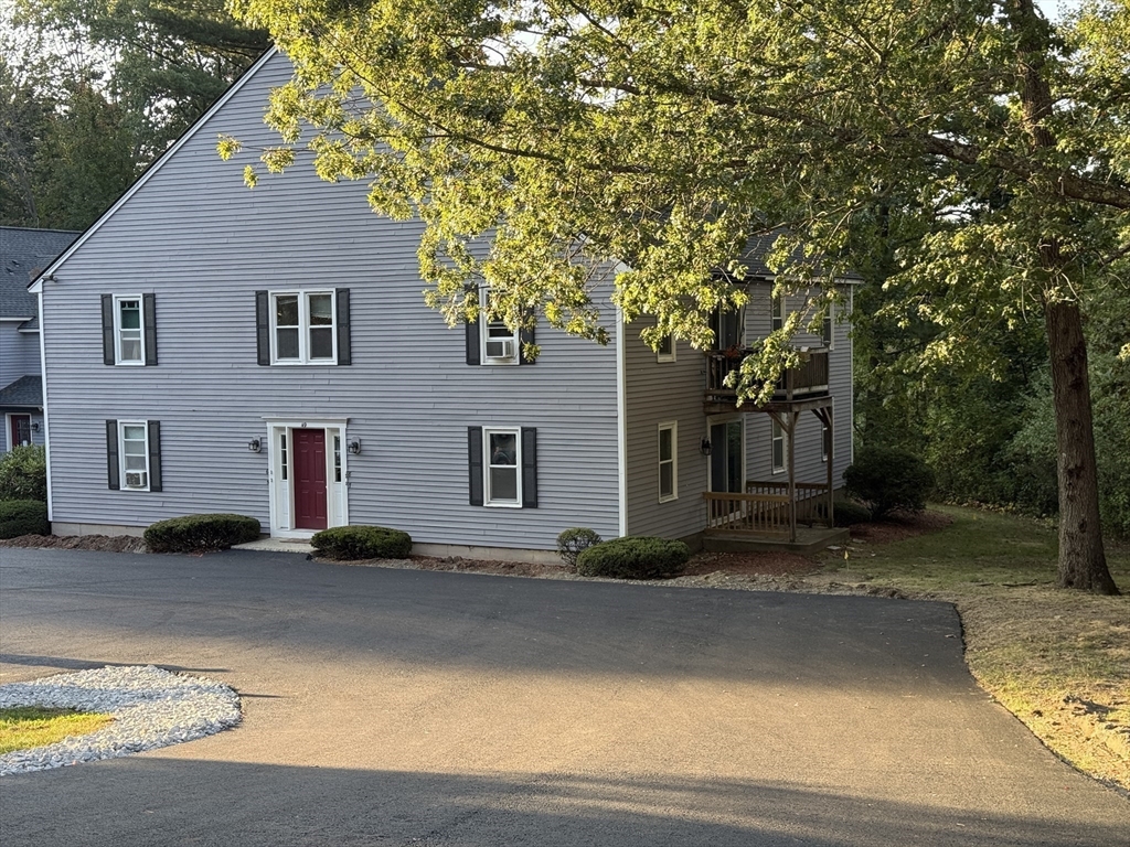 49 Lantern Ln 7