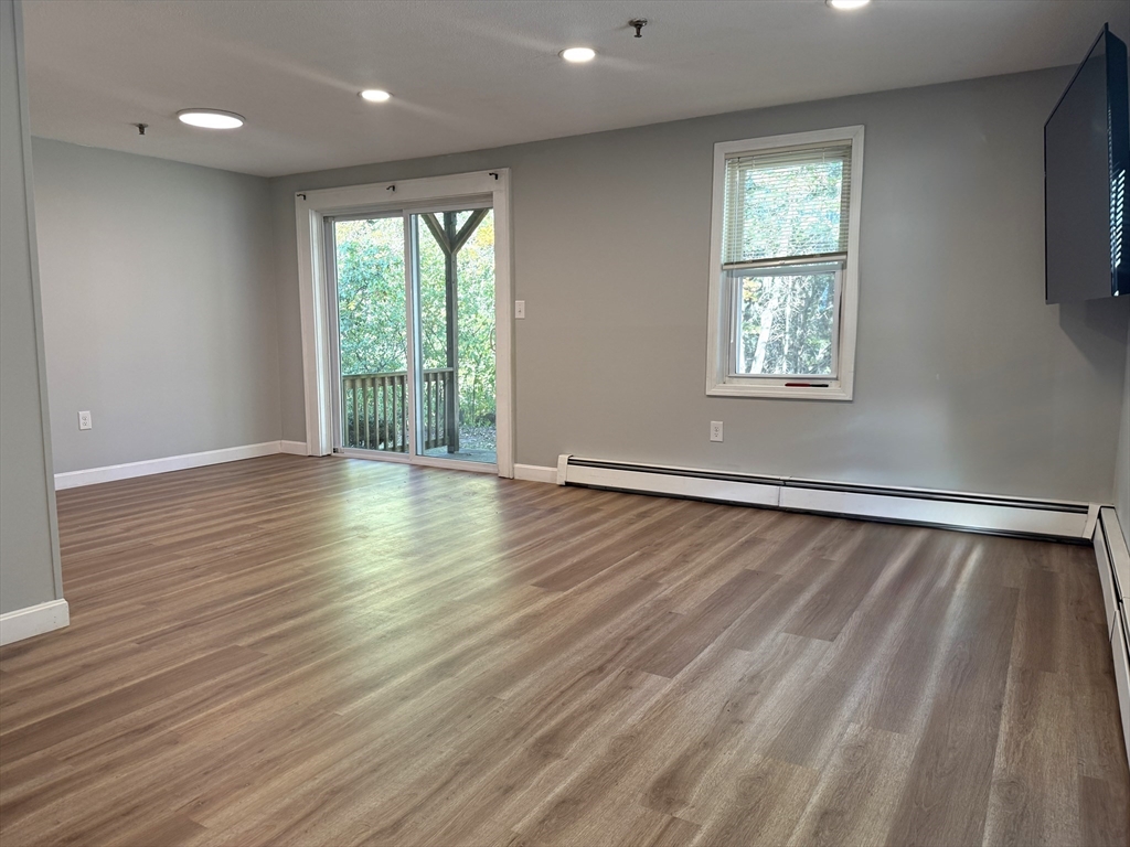 49 Lantern Ln 7