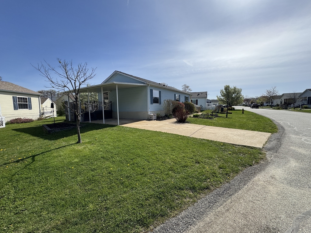 11 Cardinal Ct