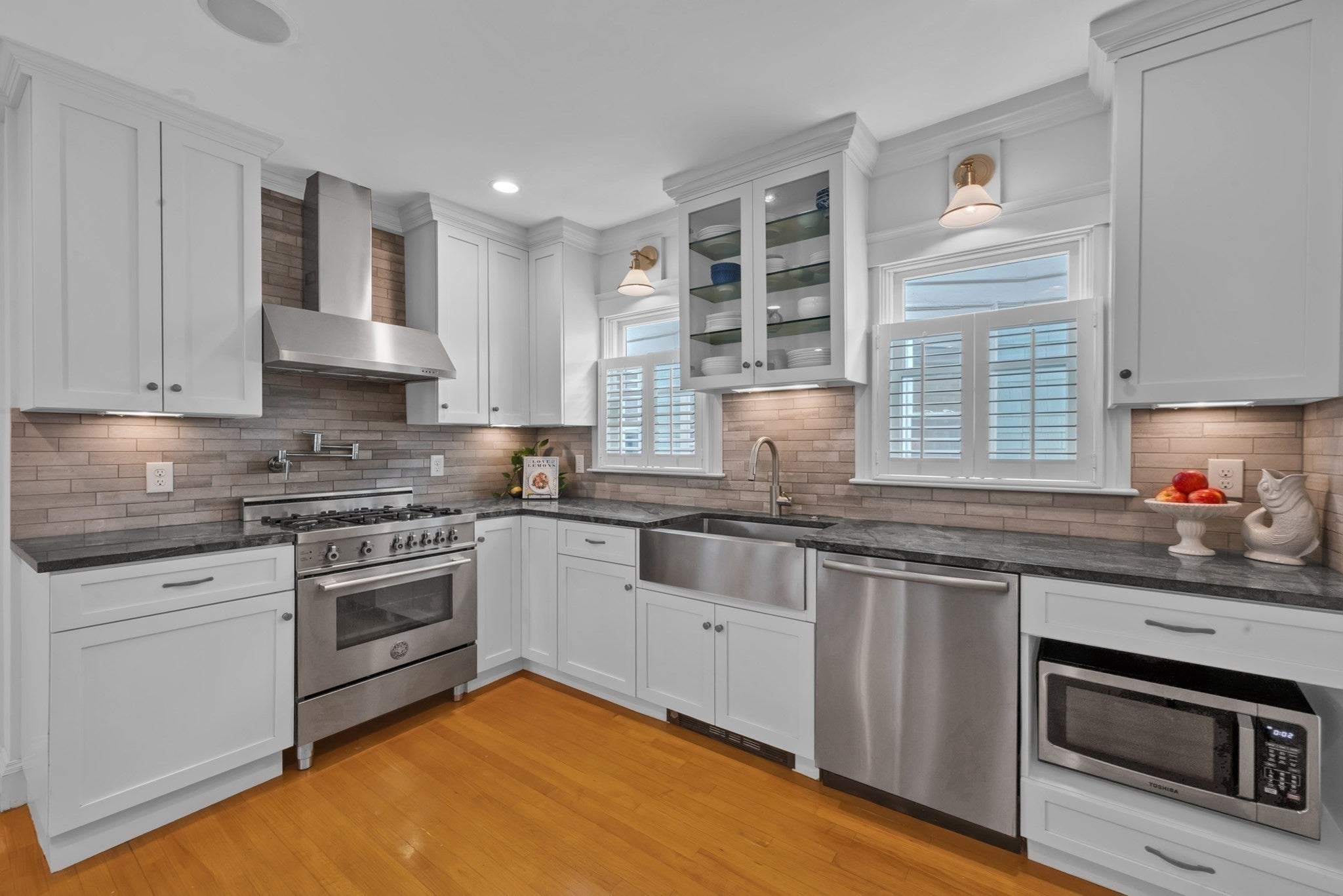 Photo of 22 Fayette St #3, Cambridge, MA